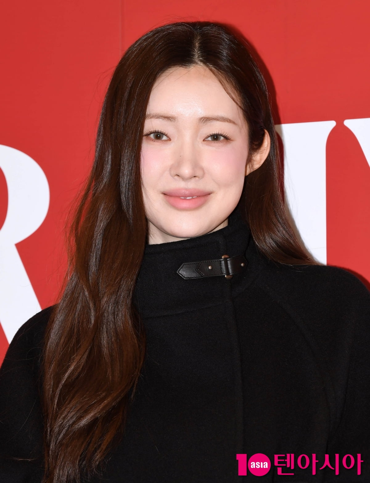 차정원, 청순미 뿌리며 입장...우수에 찬 눈빛[TEN포토+]