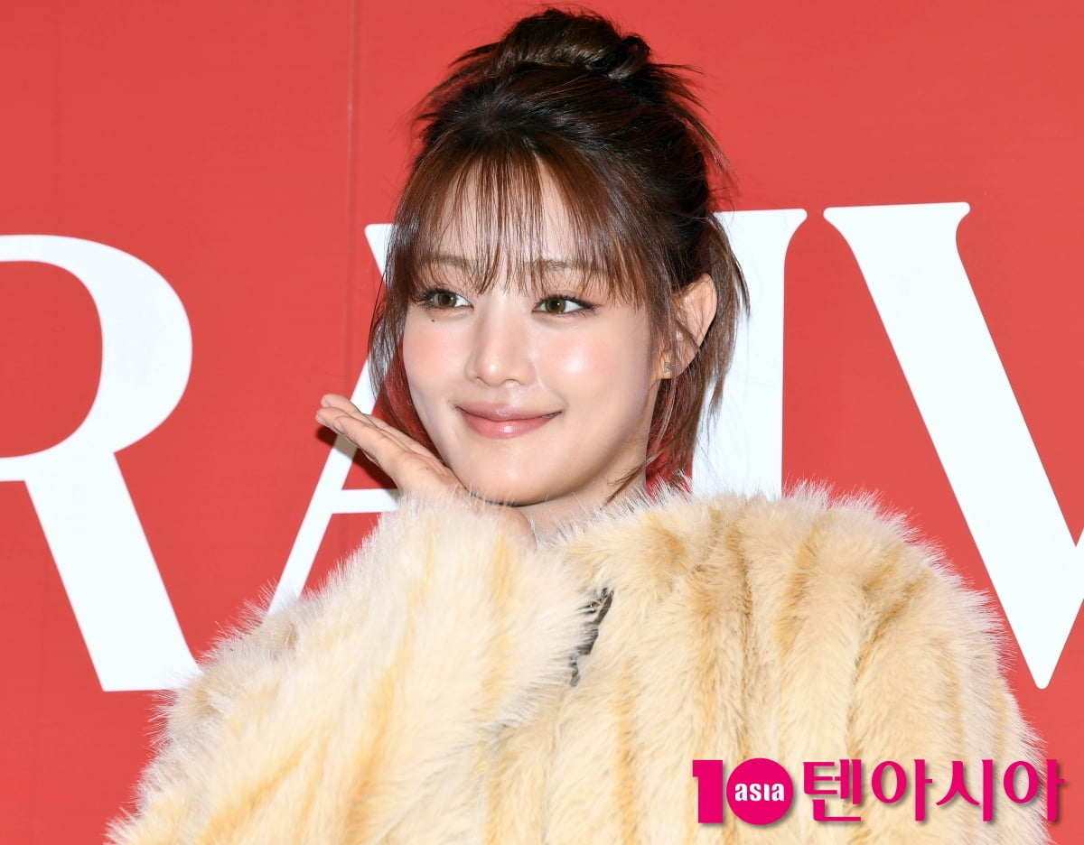 아이들 민니, 햇살 같은 매력...러블리한 소녀[TEN포토+]