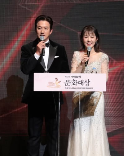 '송도 100억대 저택 거주' 정준호♥이하정, 겹경사 터졌다…언론사서 공동 MC 러브콜