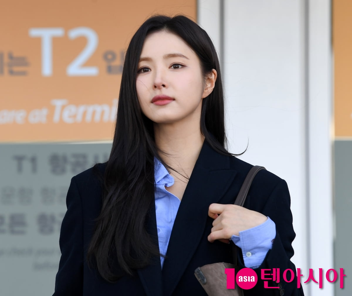 신세경, 극강 청순미모...청청 공항패션도 완벽하게 소화[TEN포토+]