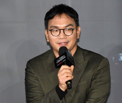 이정효 감독, 첫 스릴러...12편이라 힘들었다[TEN포토]