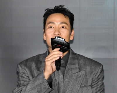넷플도 모르게 장르가 바뀌었나?…스릴러인데, 박해수 "멜로를 떠올리며 촬영"('자백의대가')