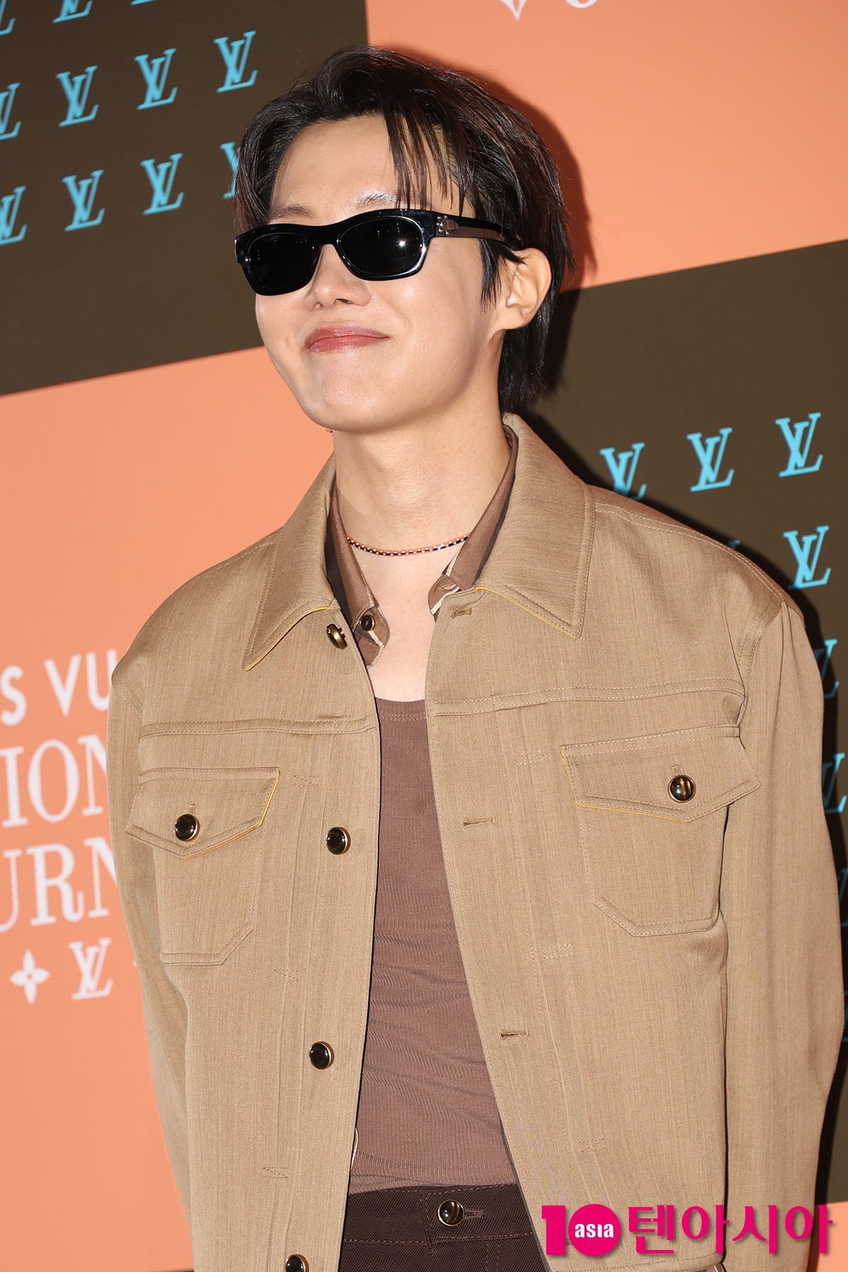 BTS 제이홉, 명품 분위기 물씬 [TEN포토+]