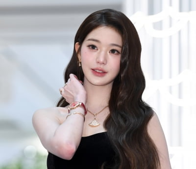 장원영, 봄에 핀 꽃같은 청순함[TEN포토+]