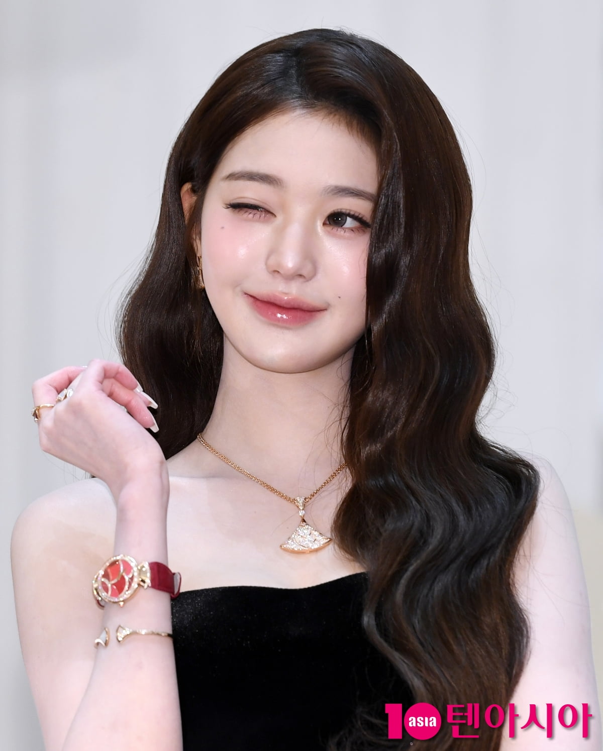 장원영, 명품 미모+고혹적인 분위기[TEN포토+]