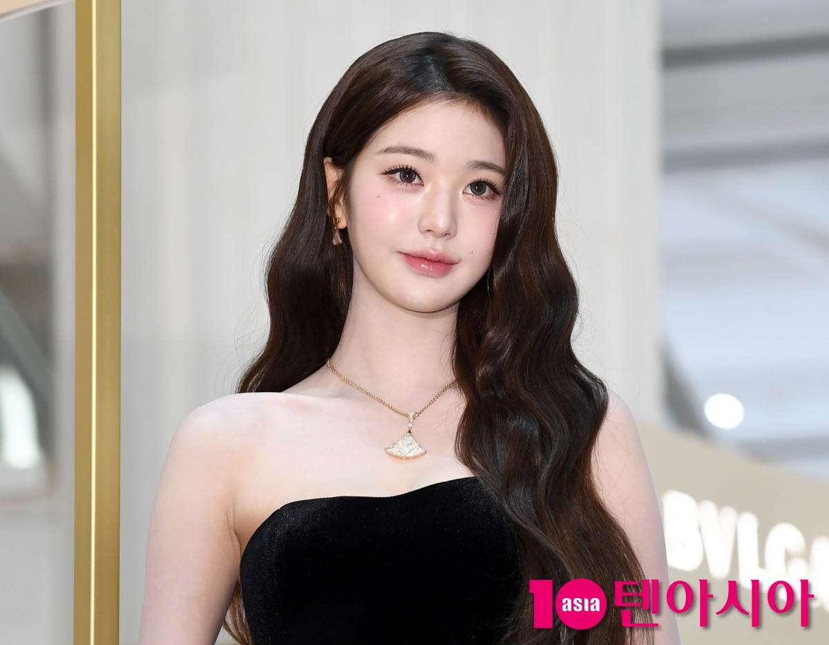 장원영, 명품 미모+고혹적인 분위기[TEN포토+]