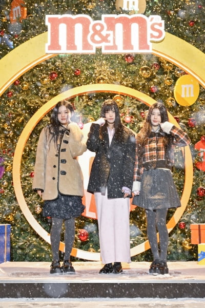 아일릿 민주-윤아-모카, 아름다운 첫눈과 함께[TEN포토]