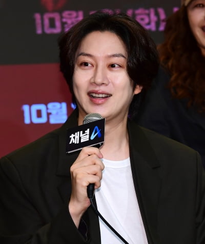 김희철, 결국 저격 당했다…"섹시한 여자 좋아하는 구나" ('힛트쏭')