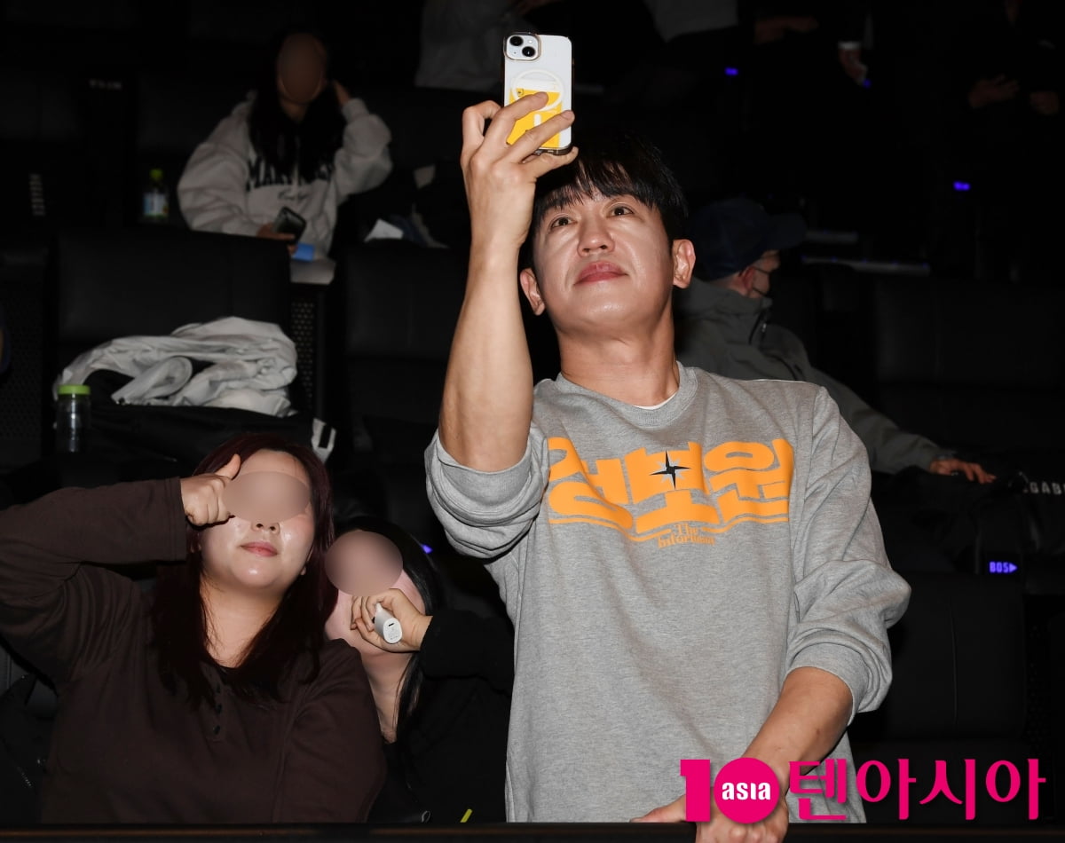 허성태, 정보원의 특급 팬서비스[TEN포토]