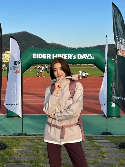 '성동구 24억 건물주' 권은비, 추운 날씨에도 워터밤 여신 미모 열일중…'꽁꽁' 싸매도 예뻐