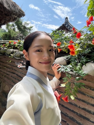 '29세' 김세정, 시청률 6%찍고 인생캐 쓰더니…미친 한복 자태에 감탄만