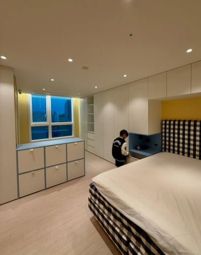 이시영, 7세 아들 방이 거실 사이즈…1박 360만원 조리원은 푼돈이었네