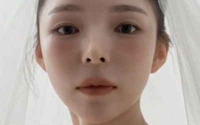 박진주, 결혼하더니 분위기 확 달라졌네…식 일주일 만에 웨딩 화보 공개