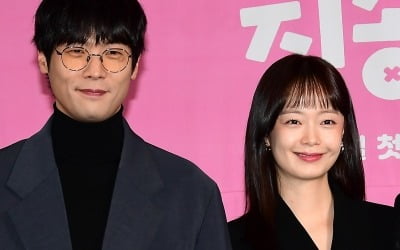 전소민♥최다니엘, 열애설 또 불거졌다…해외로 떠났다더니 "그때 섹시했어" ('대다난')