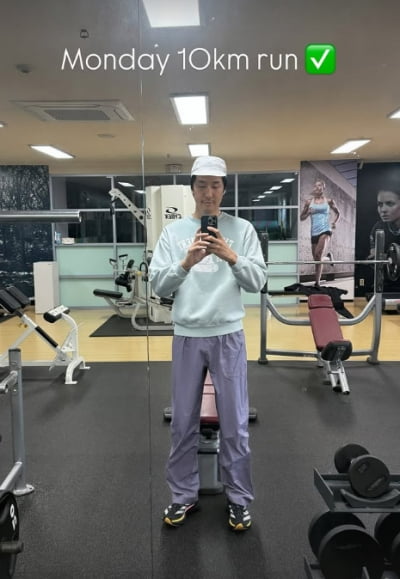 마이큐, 해도 안 떴는데 10km 완주…두 아들 놀아주기 위한 무한 체력 키우기