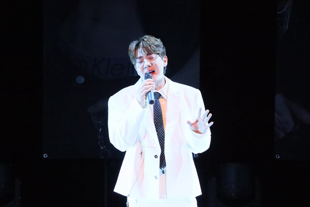 삼총사, K-트로트 새 주자…일본 사로잡았다