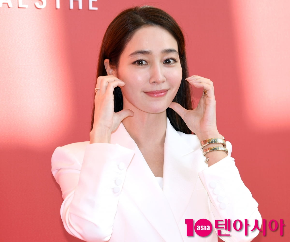 이민정, 청아한 매력...애 엄마 맞어?[TEN포토+]