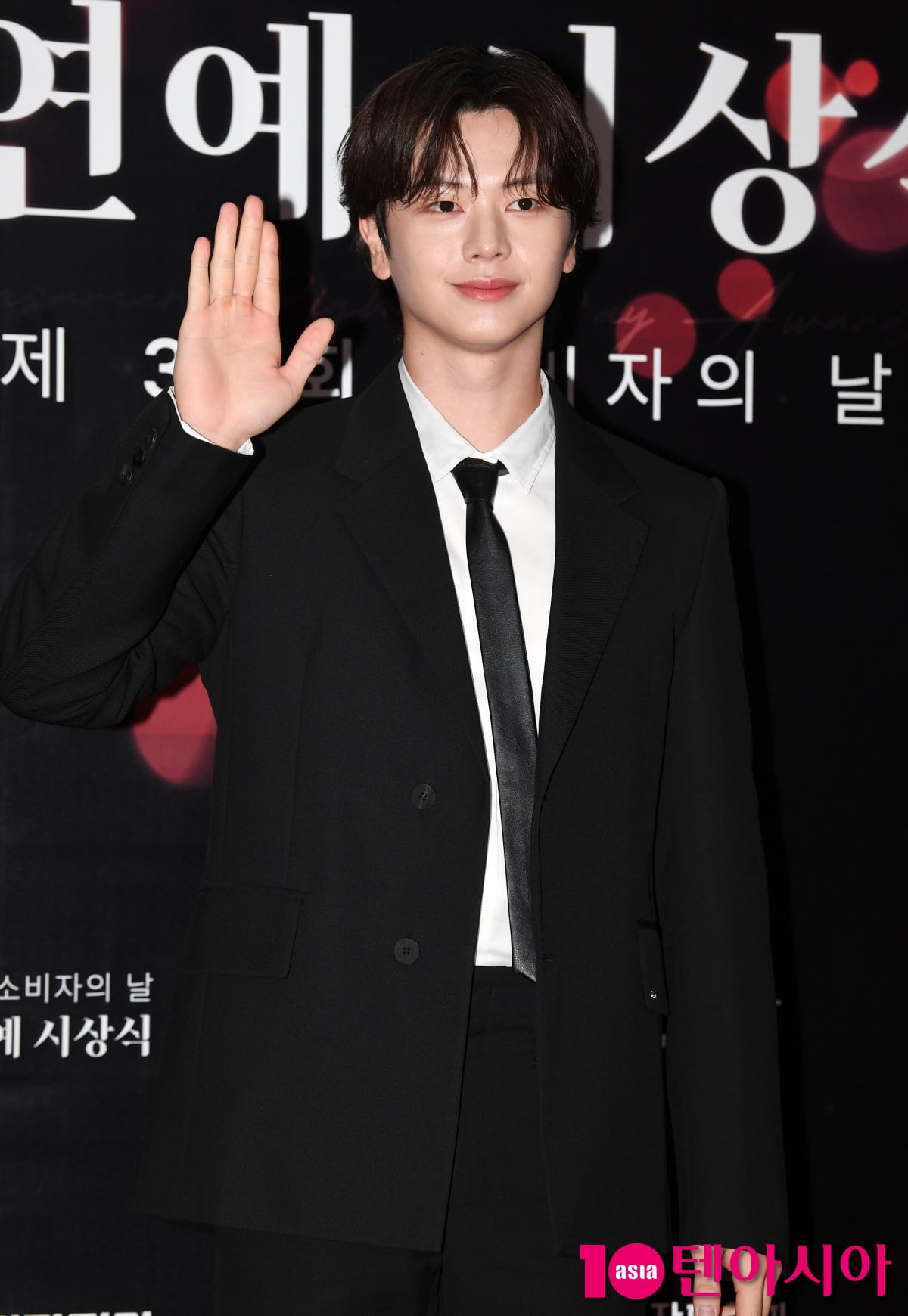 육성재, 매력으로 빈틈없는 외모...귀여움 한스푼[TEN포토+]