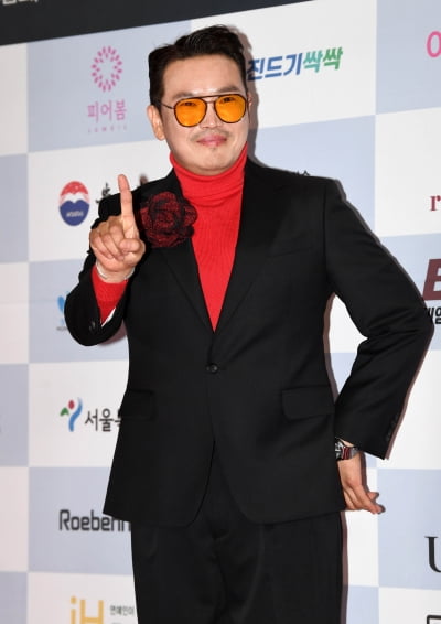 딩동, 레드카펫 MC[TEN포토]