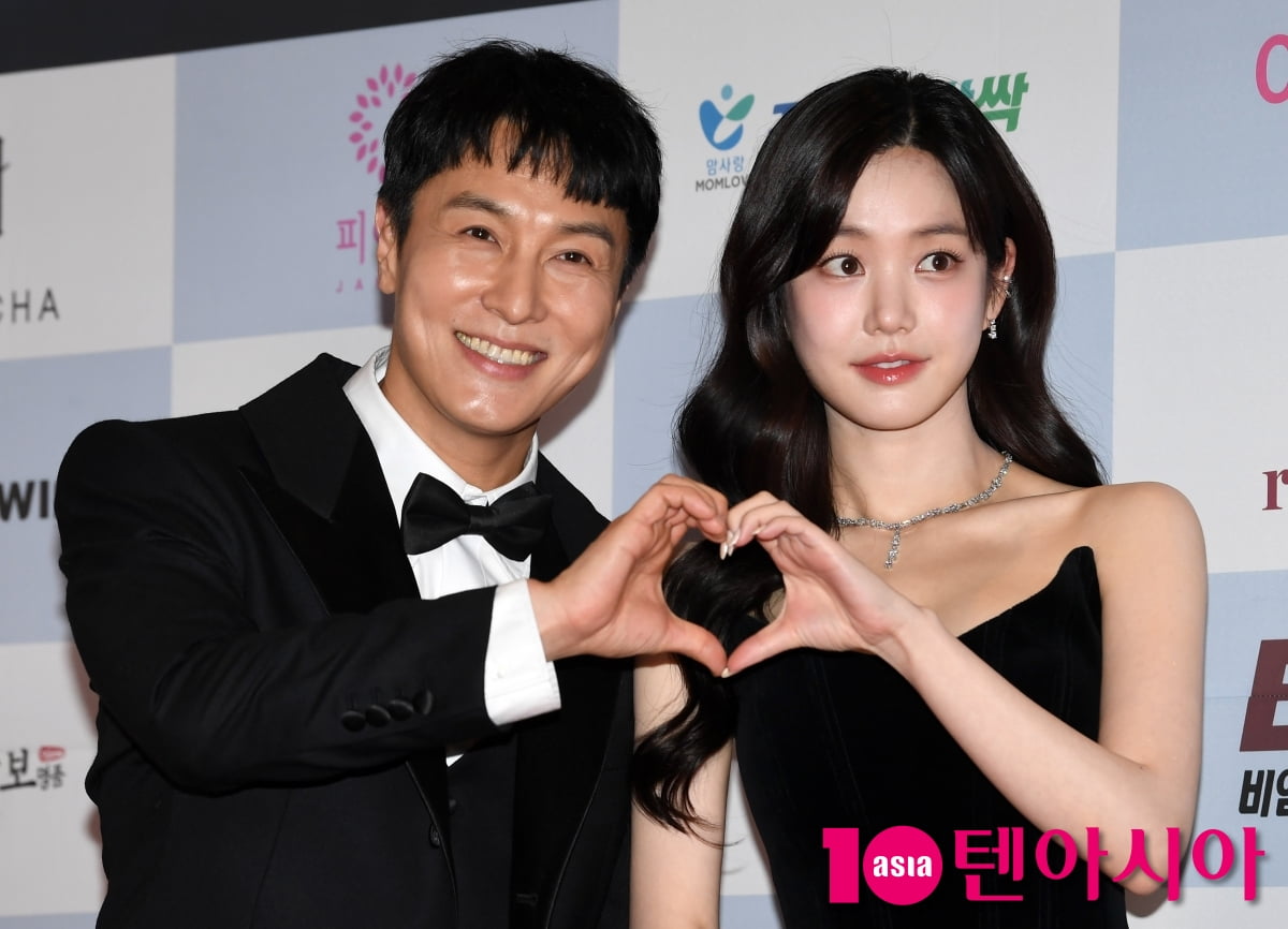 김동완-이유비, 비주얼 카플...서울국제영화대상 2MC[TEN포토]