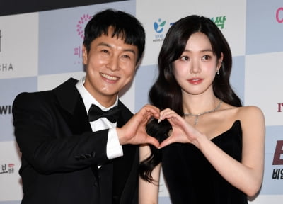 김동완-이유비, 비주얼 카플...서울국제영화대상 2MC[TEN포토]