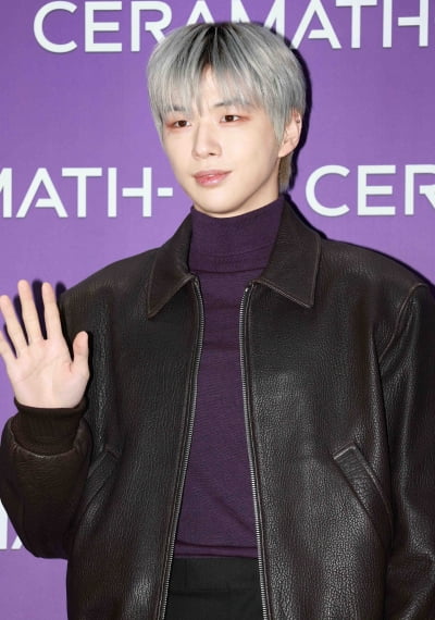 워너원 해체 후 4년 만에 엠넷 하차…강다니엘, 입대 예고하더니 영어로 앨범 전곡 프로듀싱