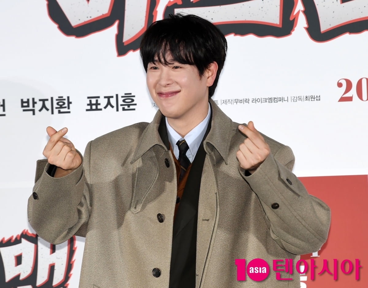 표지훈, 미소가 멋진 롱코트맨[TEN포토+]