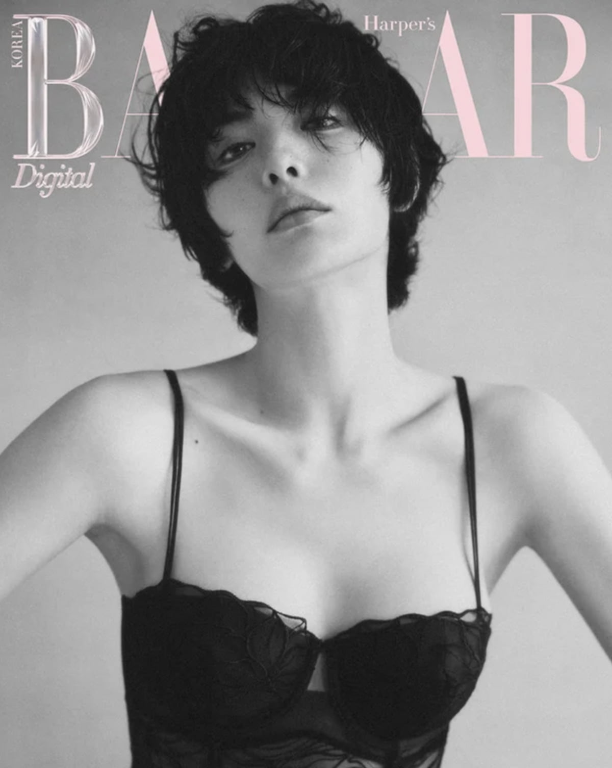 가수 겸 배우 나나/사진= ‘하퍼스 바자’ 코리아 12월 디지털 커버