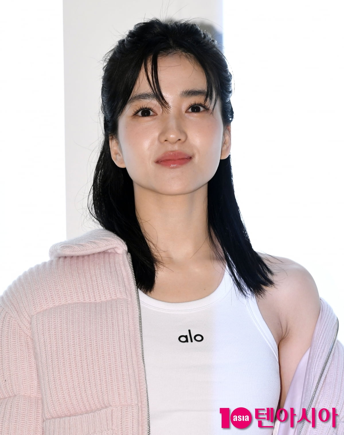 김태리, 핑크빛 꽃미소...살짝 보이는 복근[TEN포토+]