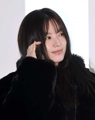 한효주, 수수한 화장에도 빛나는 미모[TEN포토+]