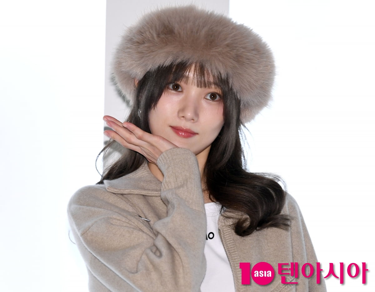 이성경, 아찔한 핫팬츠...부러질듯한 각선미[TEN포토+]