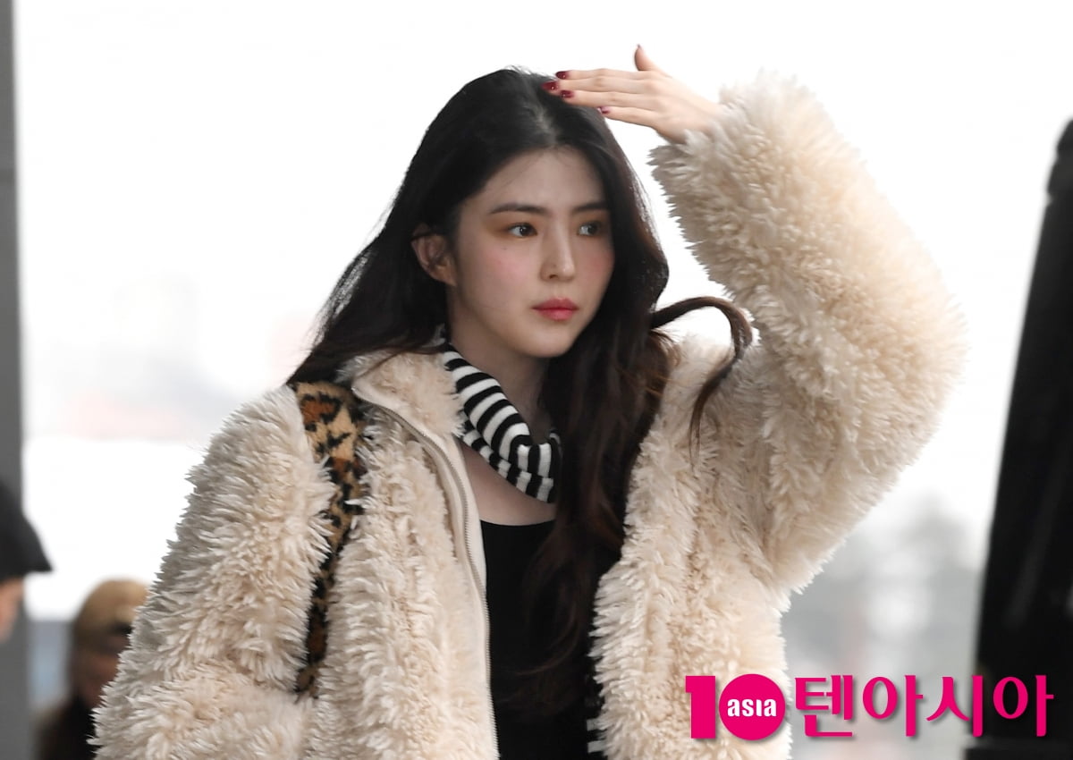 한소희, 겨울에도 포기못하는 초미니...오늘도 이쁨[TEN포토+]