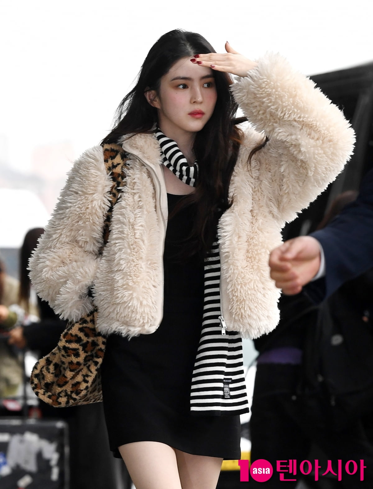 한소희, 겨울에도 포기못하는 초미니...오늘도 이쁨[TEN포토+]