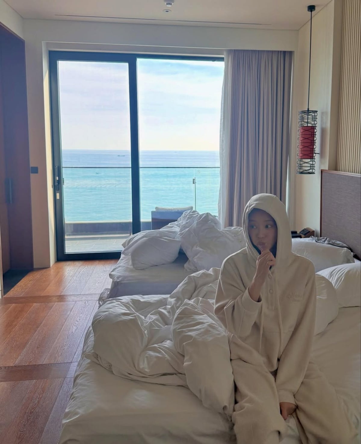 사진 = 이주빈 인스타그램