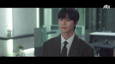 [종합] 박서준도 안 통했다…7년 만에 로맨스 복귀했는데 결국 '3%대 시청률' 고전 ('경도를')