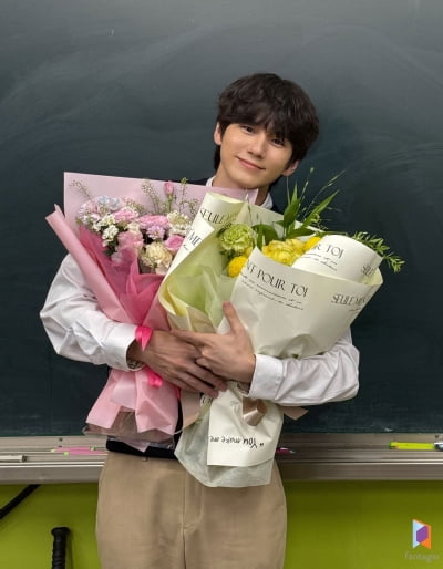 워너원 해체 후 변우석과 호흡 맞췄다더니…옹성우, 속내 고백했다 "무척 설레" ('러브트랙')