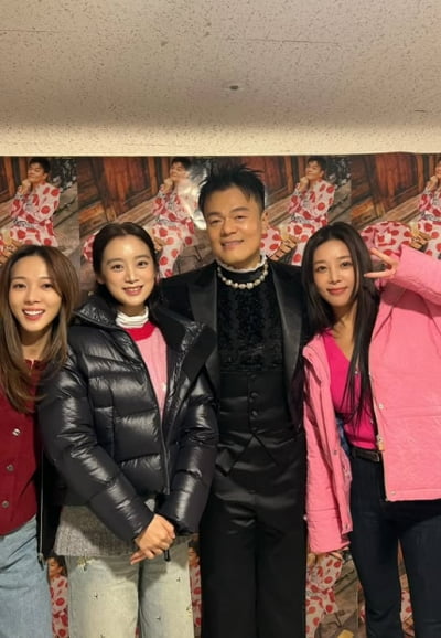 선미·소희 안 보여, 예은은 '프로 불참러'…원더걸스, '응팔'만큼이나 모이기 어렵다