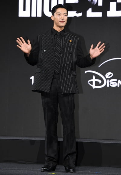 우도환, 각잡힌 거수경례 하는 군인역활[TEN포토+]