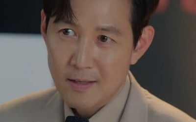 [종합] 결국 시청률 한 자릿수 찍었다…돌연 결방하더니, 1등 자리 내려온 이정재♥임지연 ('얄미운사랑')