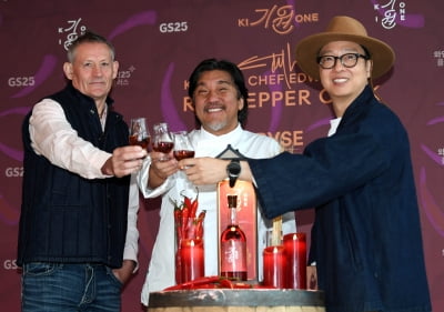 앤드류 샌드-에드워드 리-도정한, 건~배[TEN포토]