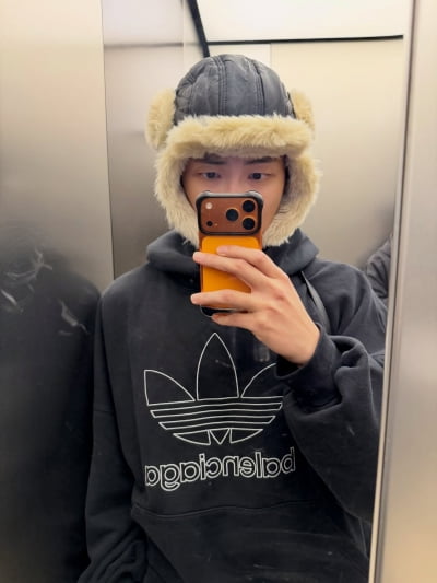 '해체 언급' RM, 운전면허 취득하더니 "트라우마 극복"…완전체 컴백은 언제