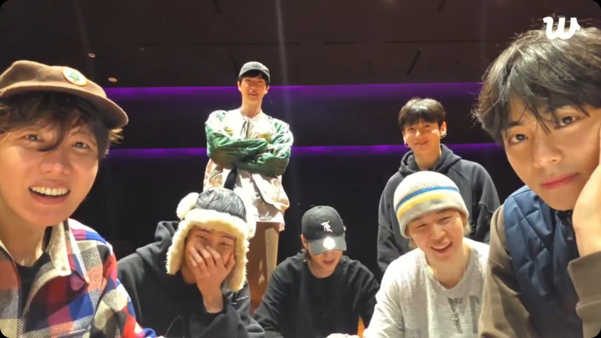 방탄소년단/ 사진=방탄소년단 위버스 라이브 캡처