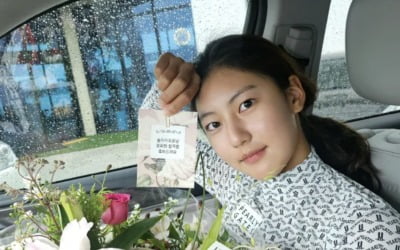 '송종국 딸' 송지아, 프로골퍼 되더니 겹경사 터졌다…"입단식·정회원 축하해"