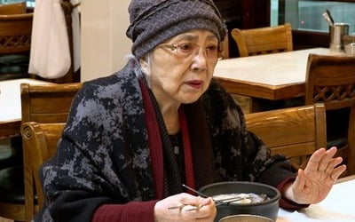 사미자, 80대에도 ♥남편과 동침…신혼 못지 않네 "오늘 아침 뽀뽀해"('퍼라')