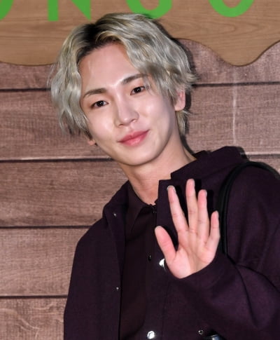 '불법 의료 인정' 키, 12일 만에 침묵 깨고 한 말…"자부했는데 부끄러워"