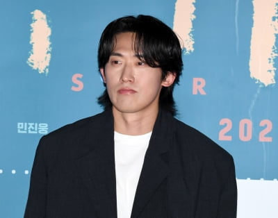 민진웅, 아버지 눈빛[TEN포토]