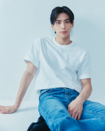 한 차례 캐스팅 불발…유태양, 회사 관계자에 절절한 부탁 끝 '렌트' 속 로저에 닿았다 [인터뷰①]