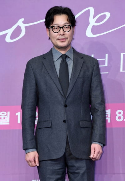 ユ・ジェミョン、JTBC新ドラマ『ラブ・ミー』制作発表会に出席