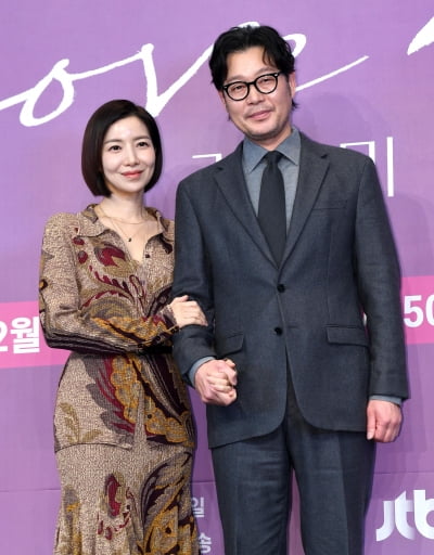 ユ・ジェミョンとユン・セア、JTBC新ドラマ『ラブ・ミー』制作発表会に出席