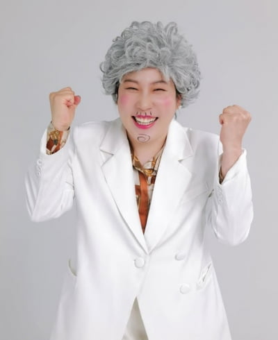 연예계 지금 뒤숭숭한데…개그우먼 김영희까지 비상 "몸도 마음도 미치겠어"